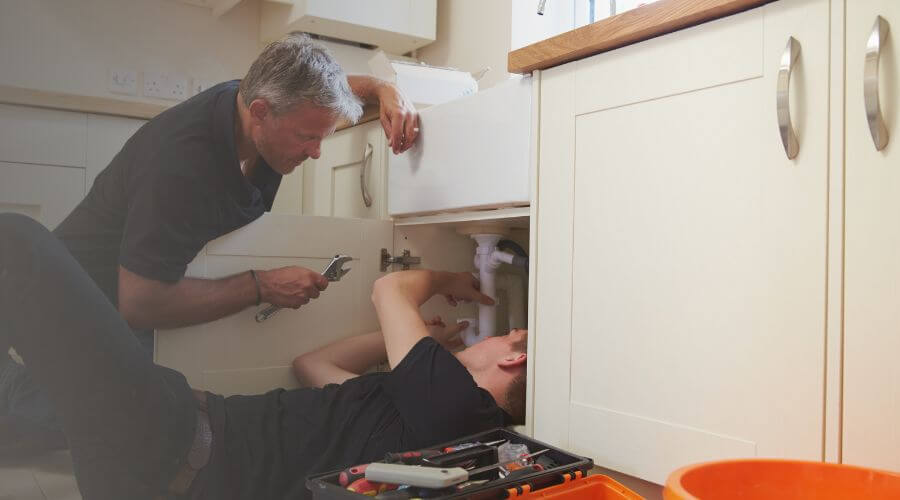 Professional burst pipe repair services in Mendota, IL
