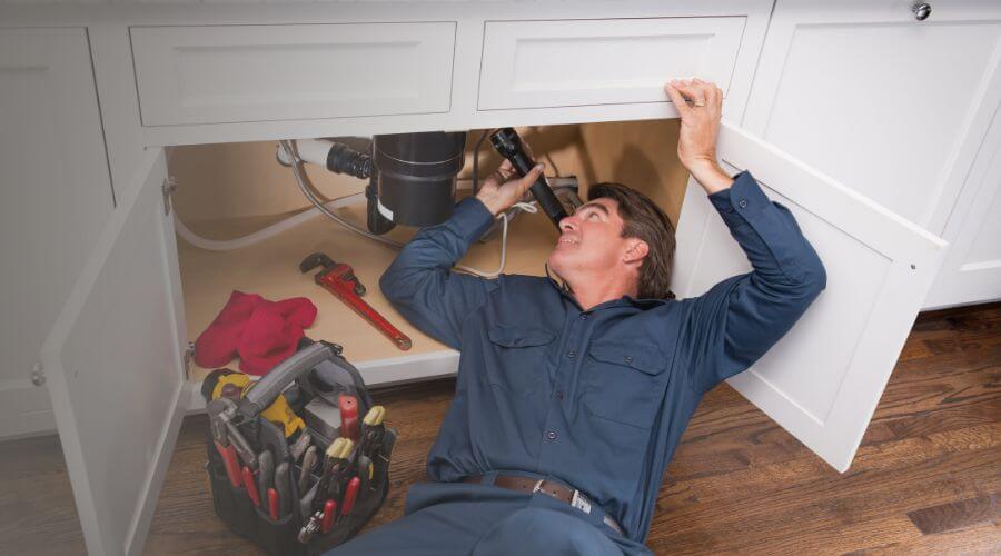 Expert burst pipe repair services in Mendota, IL